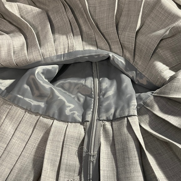 Stunning J Crew Dress Wool with Pleated Skirt Sz M - Picture 9 of 14